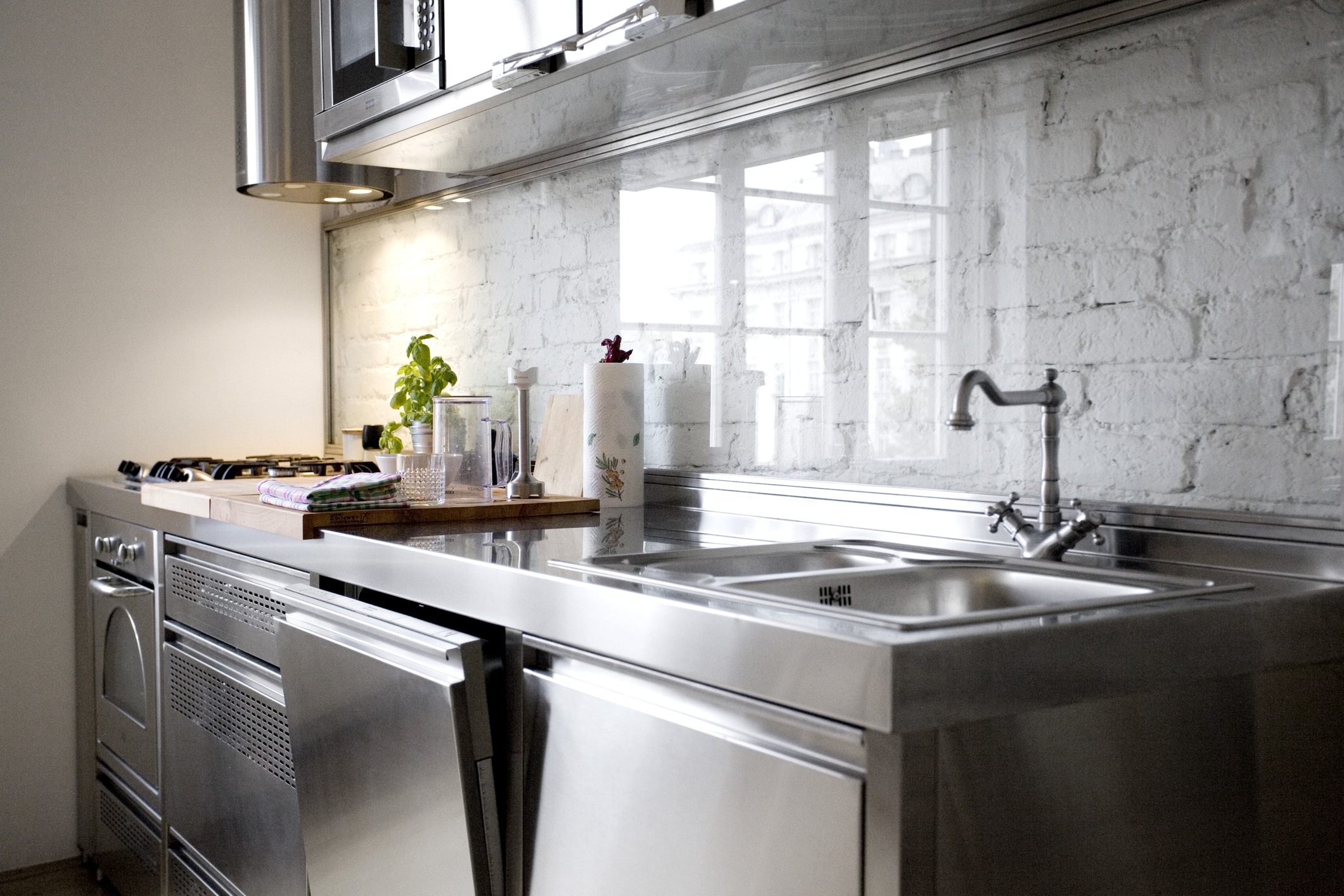 Woodland Hills Appliance Repair, Refrigerator Repair, Oven Repair & Stove Repair